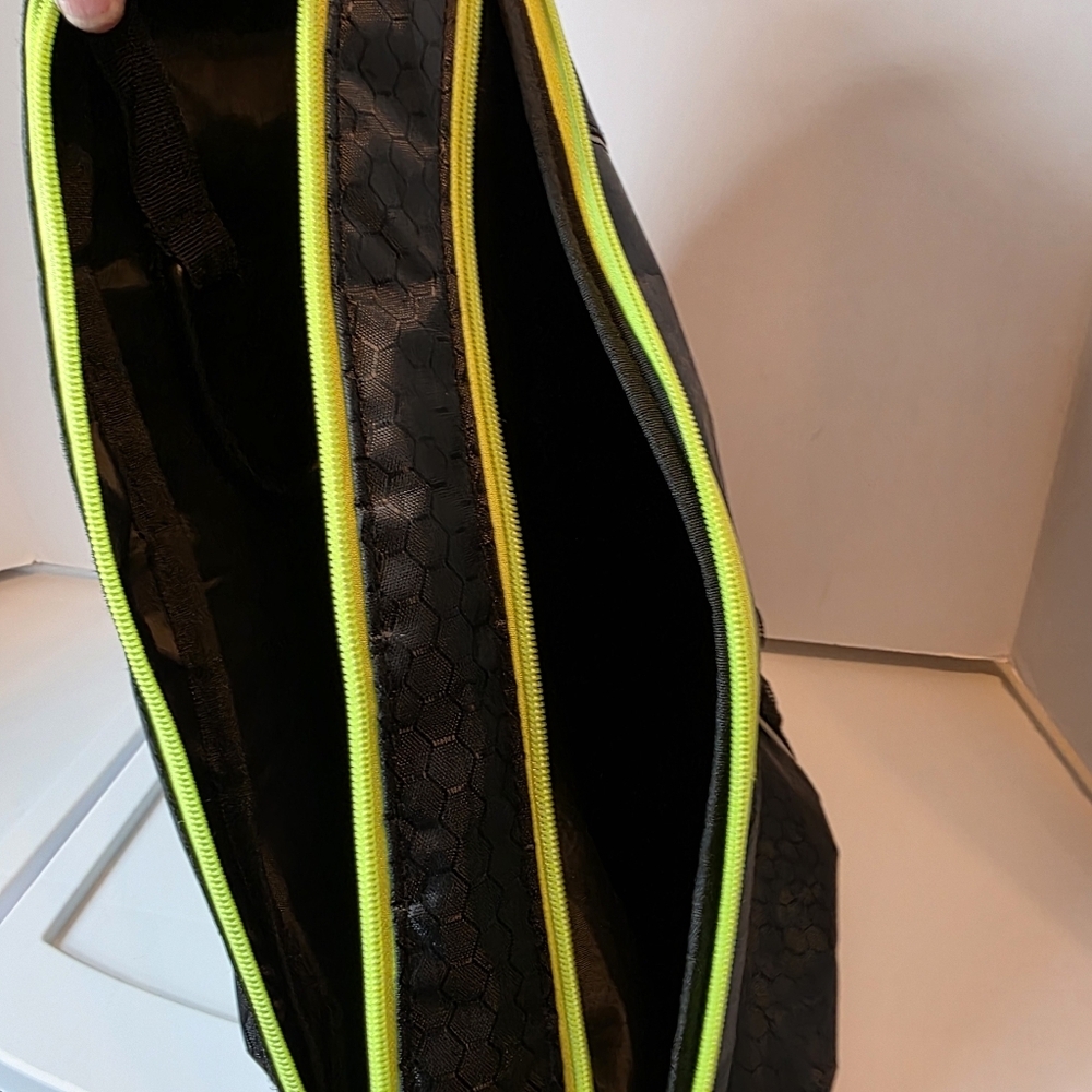 Unisex Black Crossbody Sling Bag Daypack Neon Yellow Green Sporty Travel Hiking - Picture 10 of 10